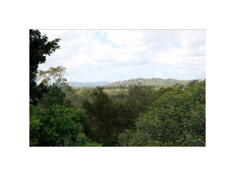 Highland Park QLD 4211