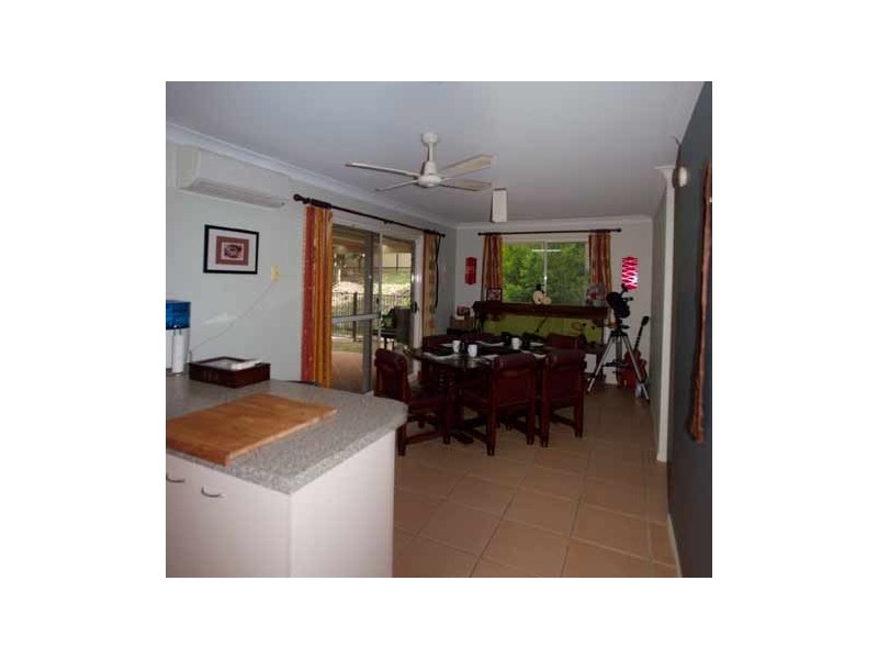Highland Park QLD 4211