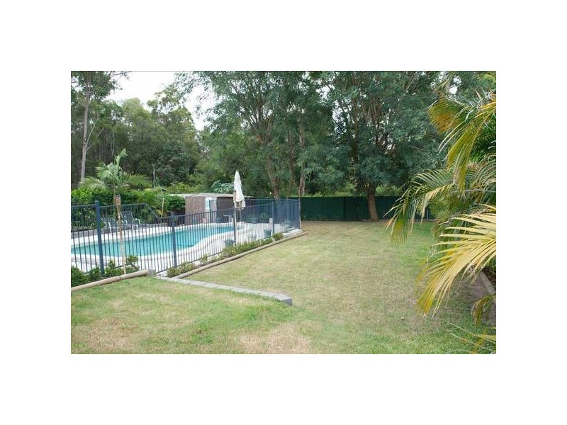 Highland Park QLD 4211