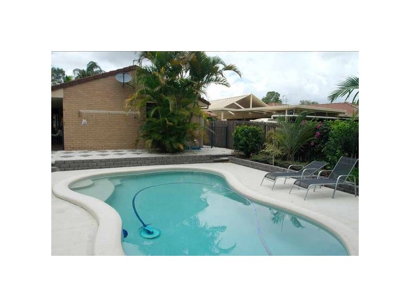 Highland Park QLD 4211