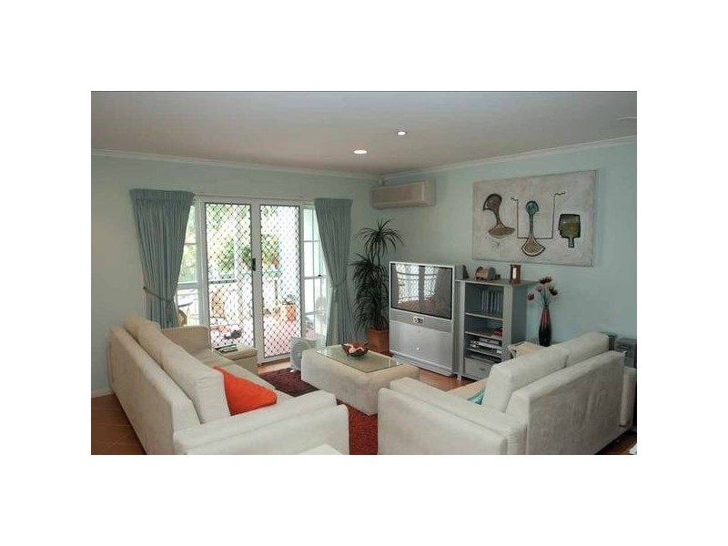 Carrara QLD 4211
