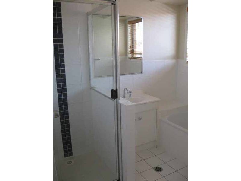Highland Park QLD 4211