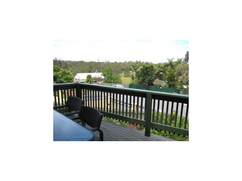 2 Treasure Court, Carrara QLD 4211