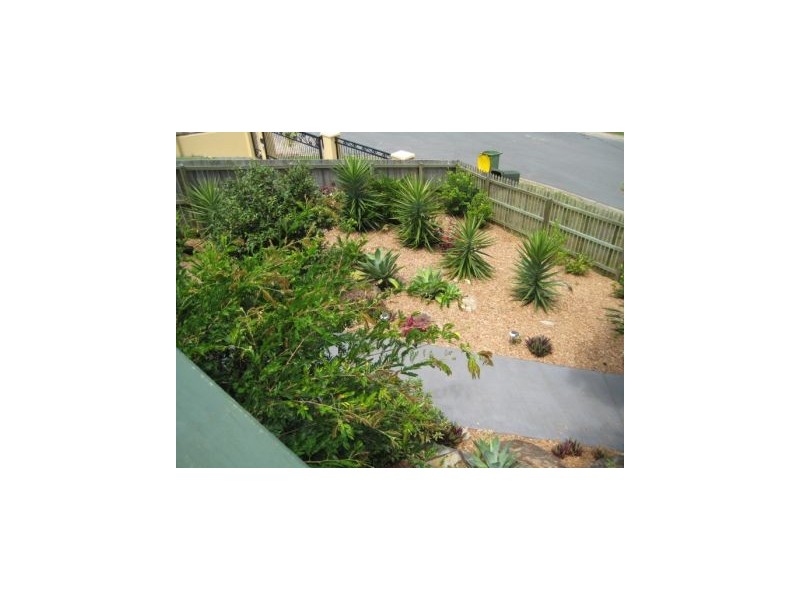 2 Treasure Court, Carrara QLD 4211