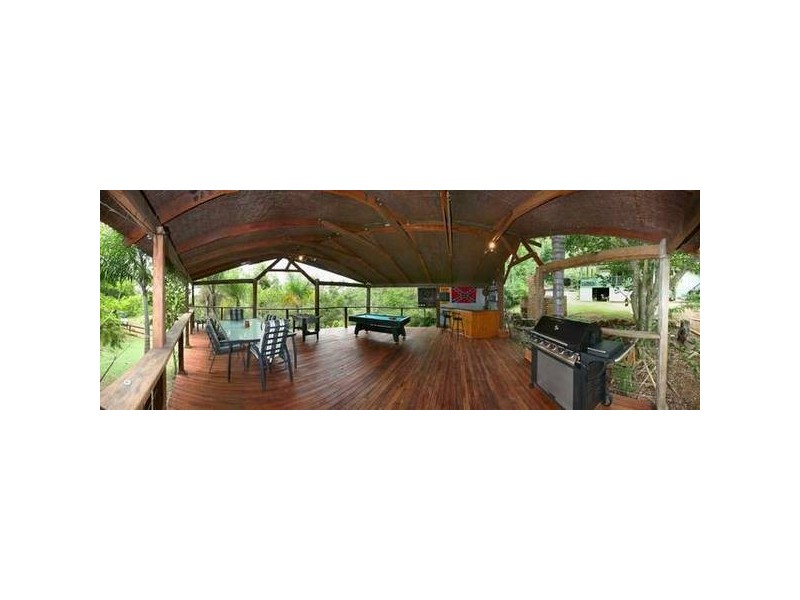 162 Henri Robert Drive, Clagiraba QLD 4211