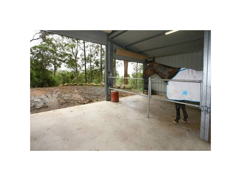 162 Henri Robert Drive, Clagiraba QLD 4211