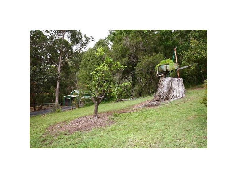 162 Henri Robert Drive, Clagiraba QLD 4211