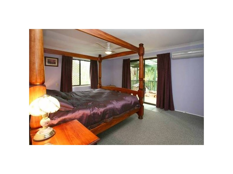 162 Henri Robert Drive, Clagiraba QLD 4211