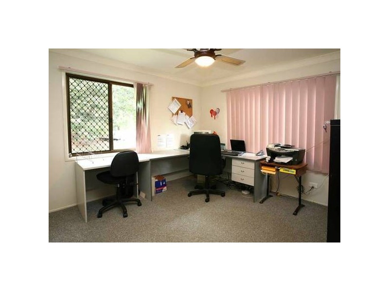 162 Henri Robert Drive, Clagiraba QLD 4211