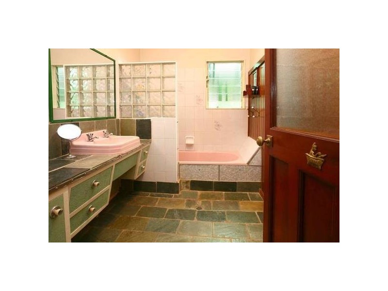 162 Henri Robert Drive, Clagiraba QLD 4211