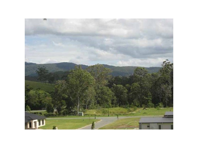 5 Lookout Place, Mount Nathan QLD 4211