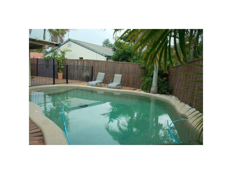 2 Burn Court, Nerang QLD 4211