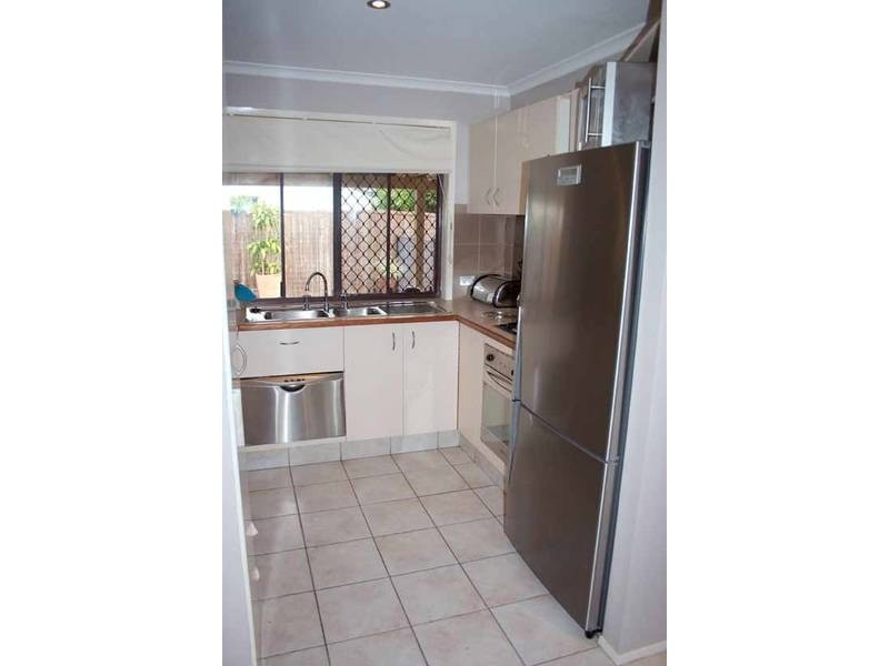 2 Burn Court, Nerang QLD 4211