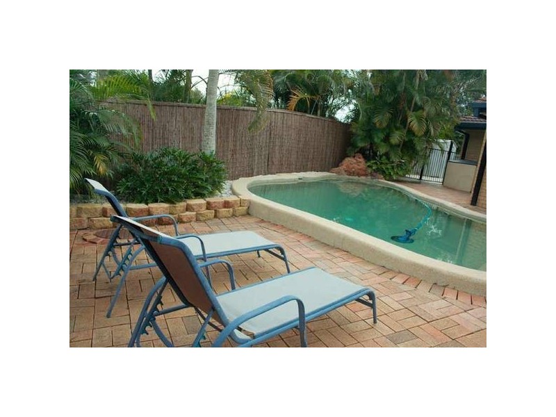 2 Burn Court, Nerang QLD 4211