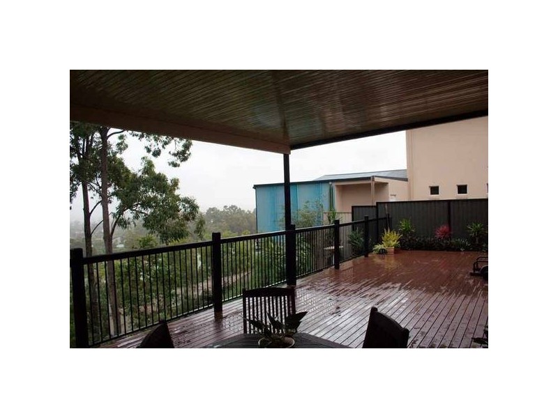 Highland Park QLD 4211