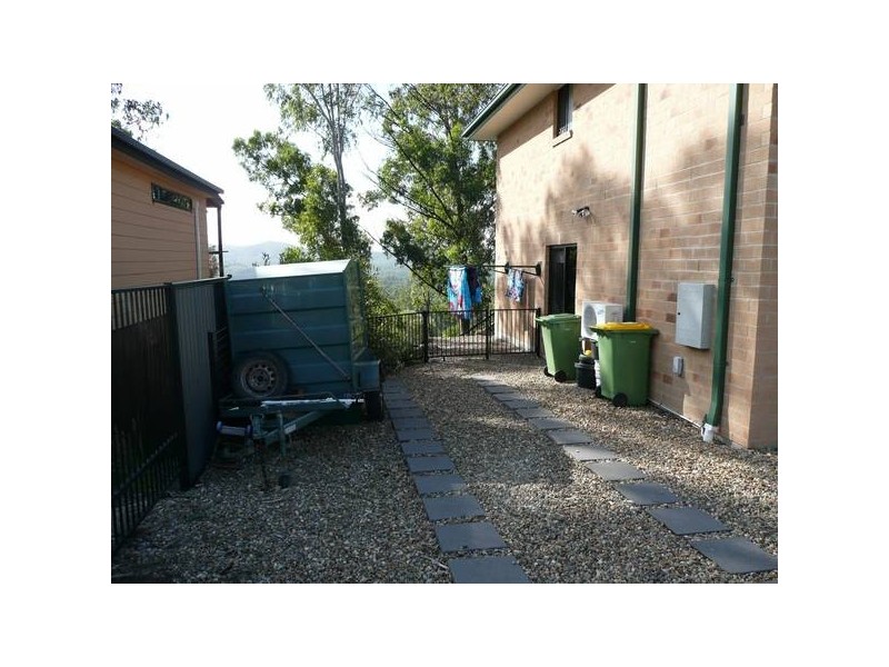 Highland Park QLD 4211