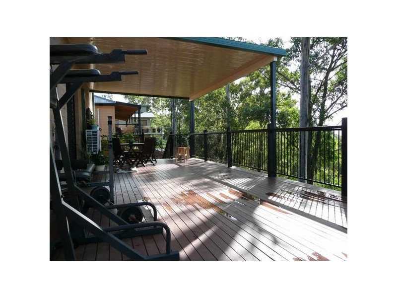 Highland Park QLD 4211