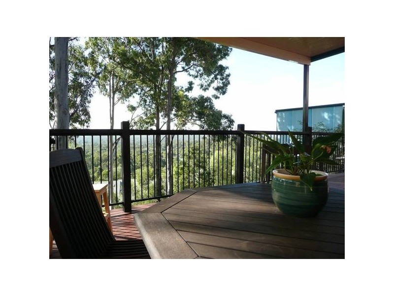 Highland Park QLD 4211