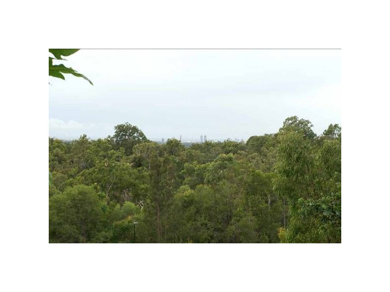 Gaven QLD 4211