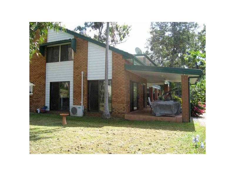 Gaven QLD 4211