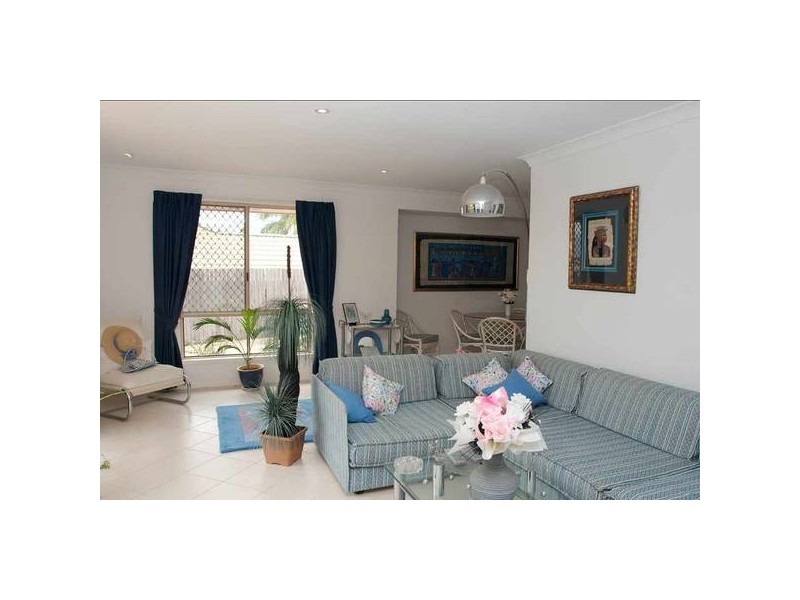 Highland Park QLD 4211