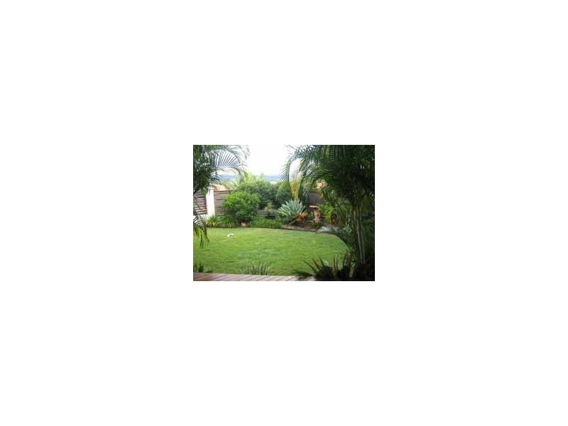 9 Mercure Place, Highland Park QLD 4211