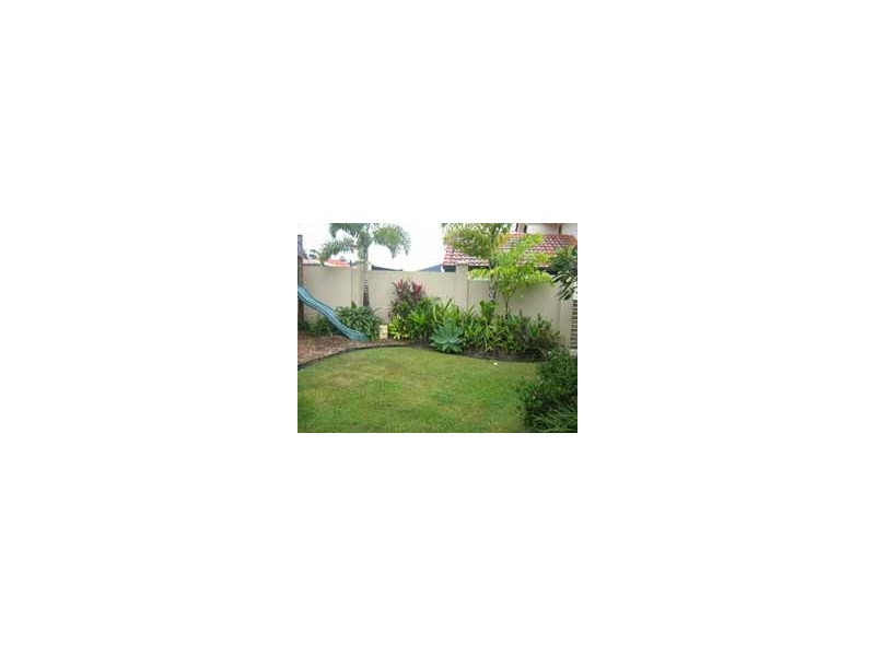 9 Mercure Place, Highland Park QLD 4211
