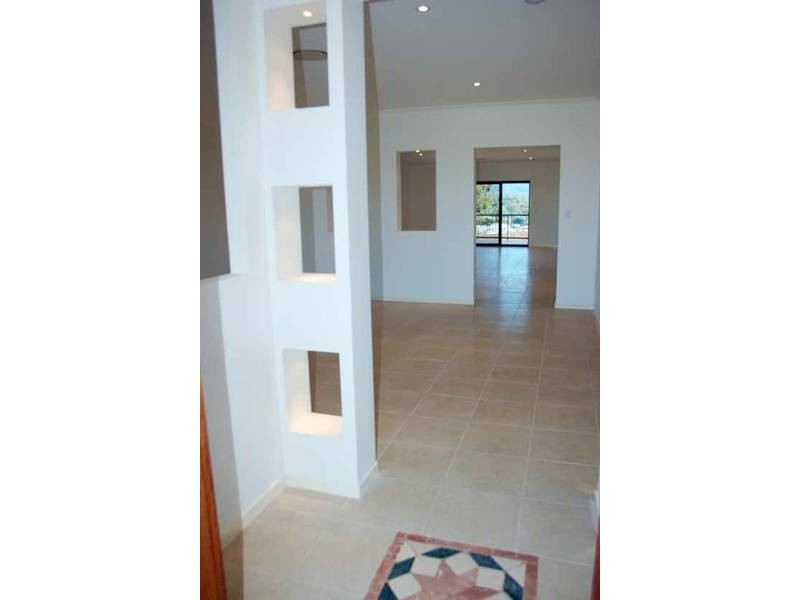 Carrara QLD 4211