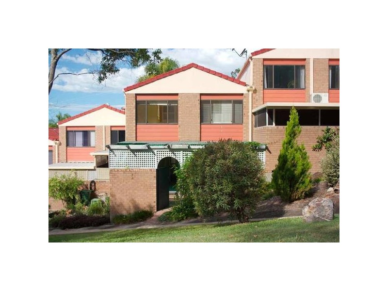 Highland Park QLD 4211