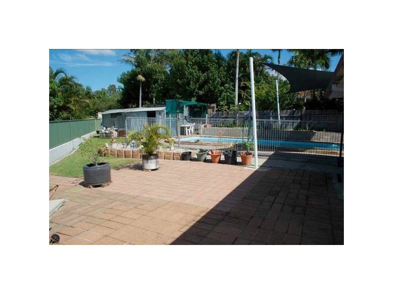 Highland Park QLD 4211