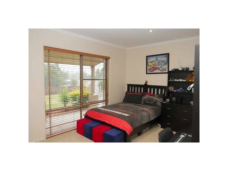 Maudsland QLD 4210