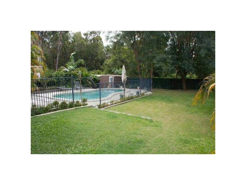 18 Richard Crescent, Highland Park QLD 4211