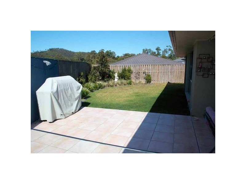 Highland Park QLD 4211