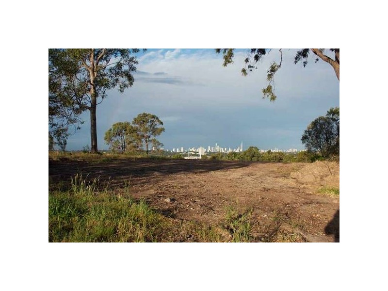 Carrara QLD 4211