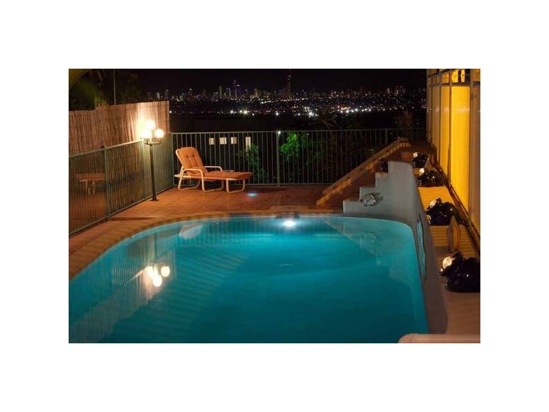Highland Park QLD 4211