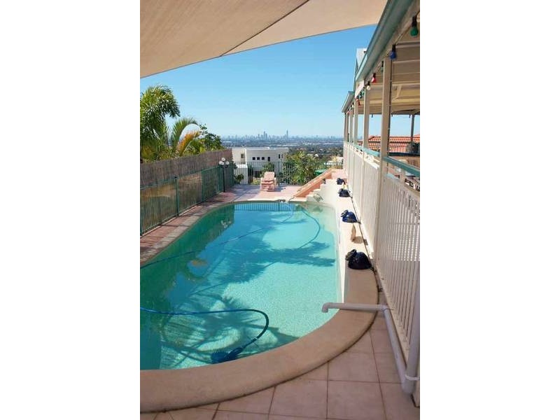 Highland Park QLD 4211