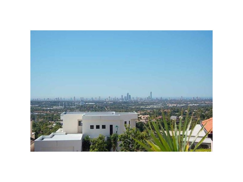 Highland Park QLD 4211