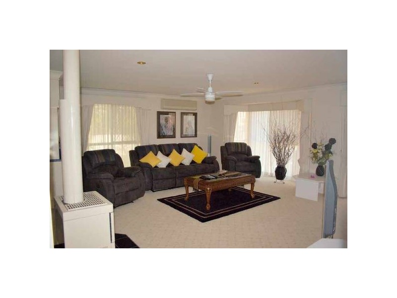 Highland Park QLD 4211