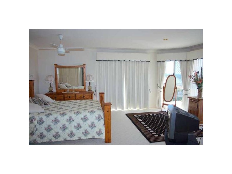 Highland Park QLD 4211