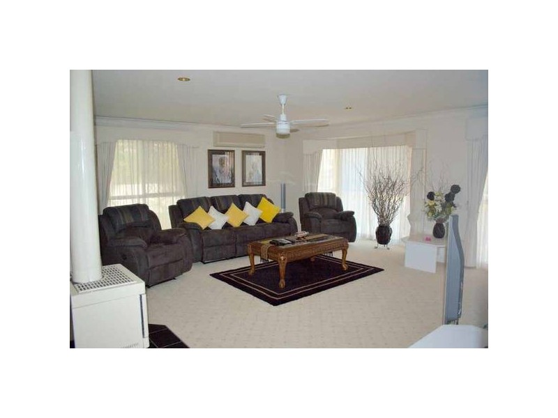 Highland Park QLD 4211