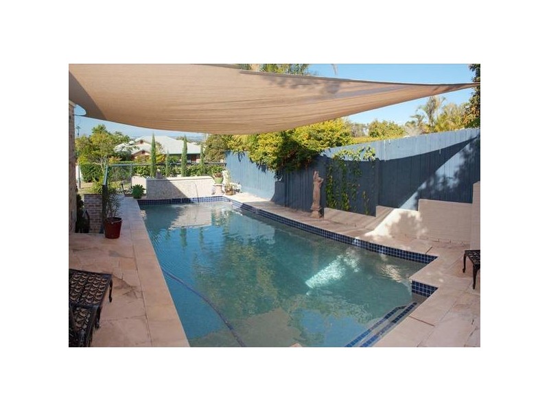 55 Armstrong Way, Highland Park QLD 4211