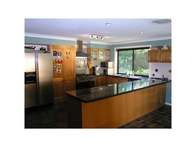 16 Dewberry Court, Gaven QLD 4211