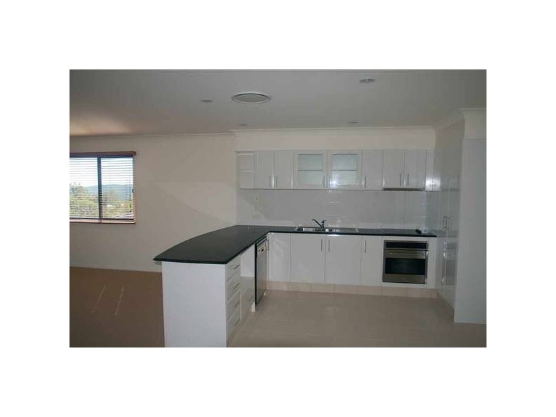 Highland Park QLD 4211