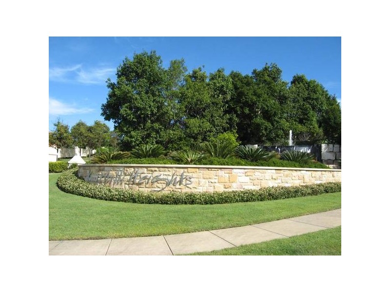 Highland Park QLD 4211