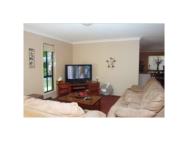 1/268 Napper Road, Arundel QLD 4214