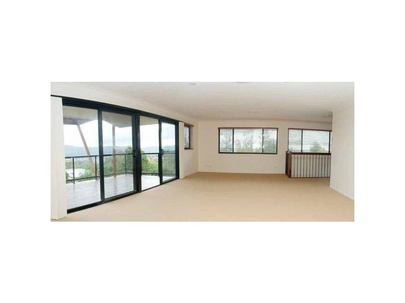 Highland Park QLD 4211