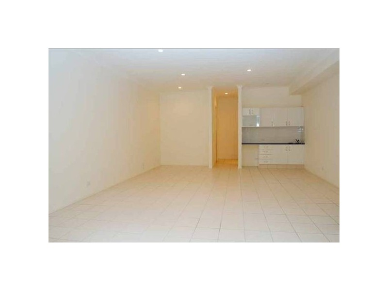 Highland Park QLD 4211