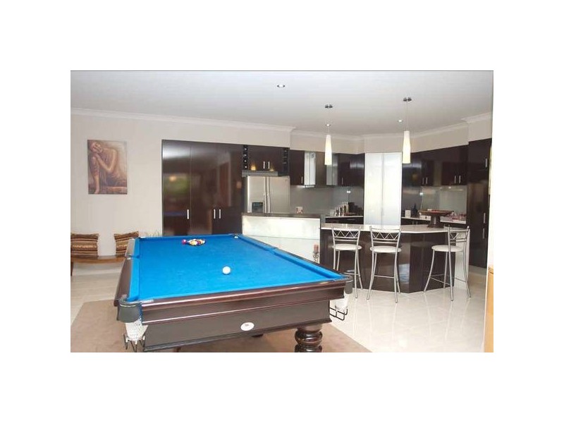 Highland Park QLD 4211