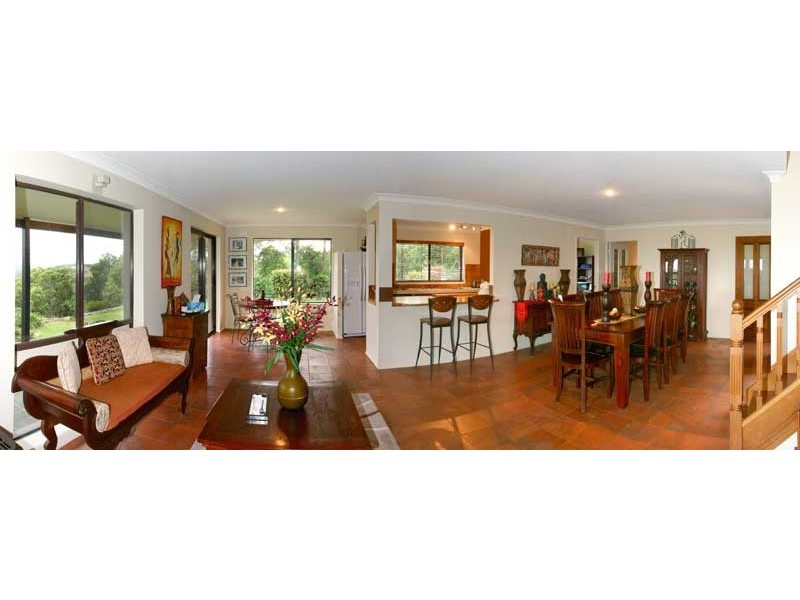 35 Arunta Drive, Mount Nathan QLD 4211