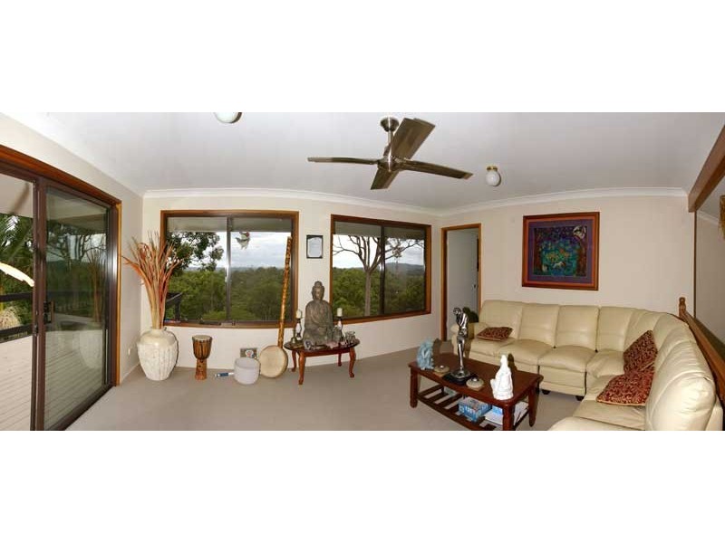 35 Arunta Drive, Mount Nathan QLD 4211